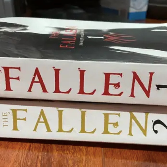 Assorted Hardcover/Paperback Books - Picture 3 of 4